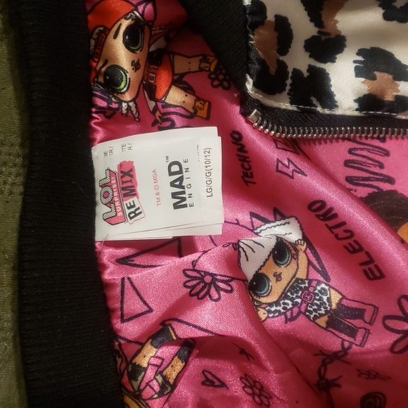 Jacket - Picture 3 of 3